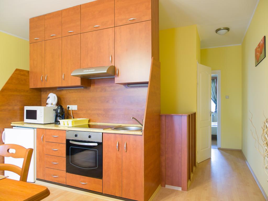 Aqua Apartman Gyula Rom bilde