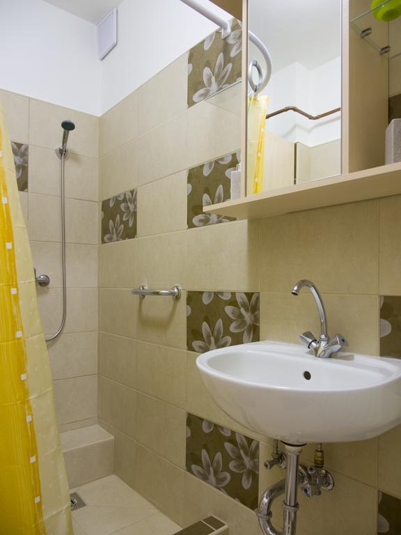 Aqua Apartman Gyula Eksteriør bilde